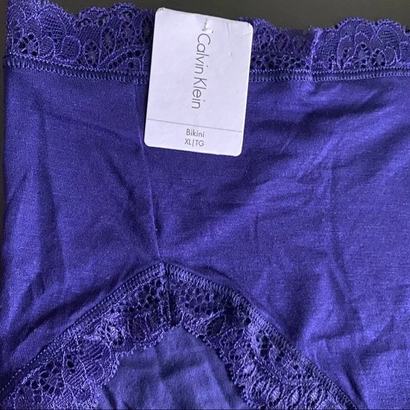 🌱 Calvin Klein Scallop Lace Trim High Waist Bikini In Purple Fuss - Picture 4 of 5
